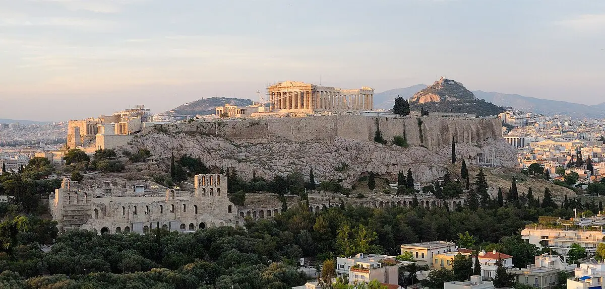 atenas resumen - Cómo era la antigua Atenas
