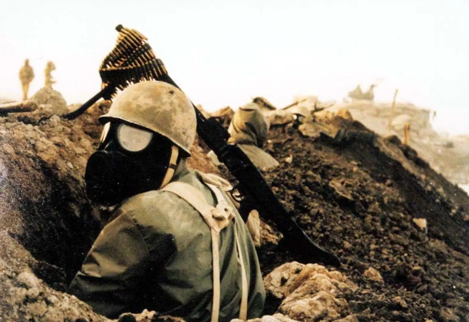 guerra iran irak resumen corto - Cuándo invadió Irak a Irán
