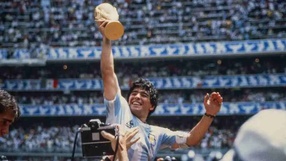 biografia de diego armando maradona resumida - Cuántos años tiene Maradona en 2023